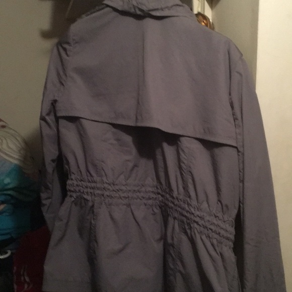 Grey Coat very lite and thin - Picture 3 of 4